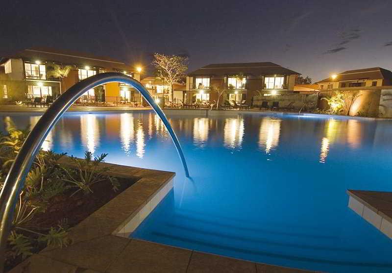 Oaks Cable Beach Resort Exterior foto