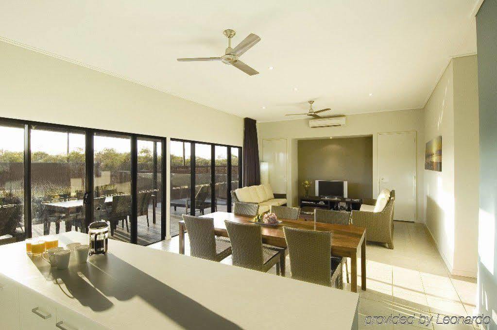 Oaks Cable Beach Resort Exterior foto